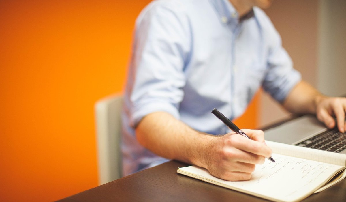 Writing Welcome Emails That Build Trust Quickly